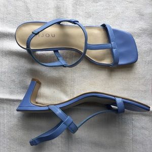On trend vintage periwinkle summer sandals